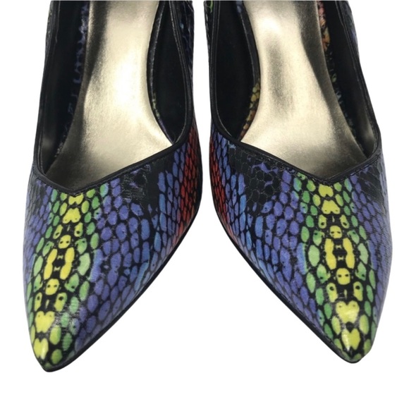 COPY - Like new Unique Rainbow Snake Print High Heels - Picture 7 of 9